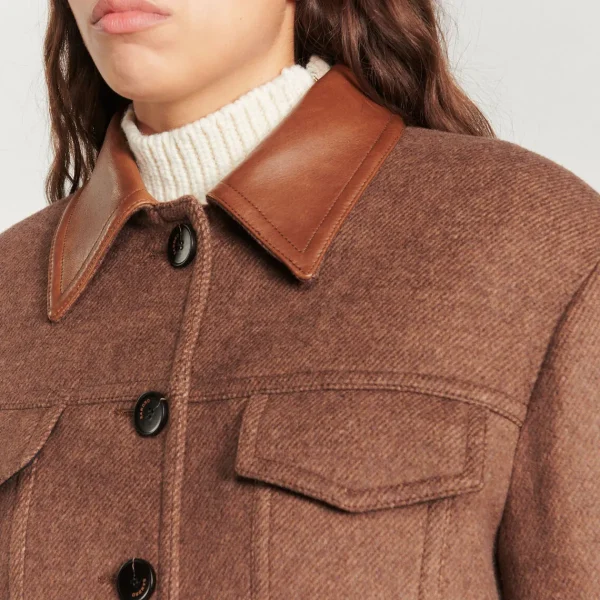 Flash Sale Short Coat With Leather Collar Women Coats